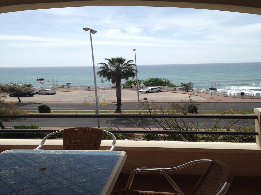 Apartamentos Torreon Del Mar Benalmádena Quarto foto