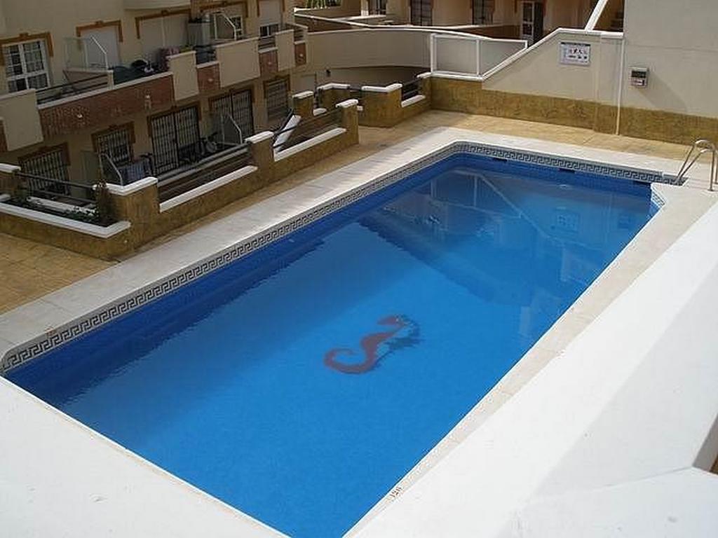 Apartamentos Torreon Del Mar Benalmádena Quarto foto