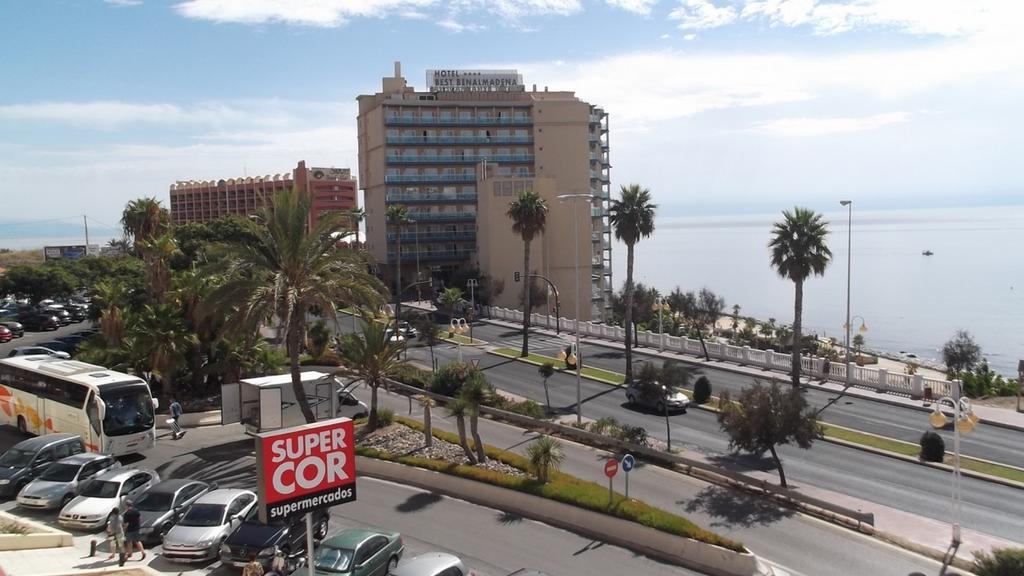 Apartamentos Torreon Del Mar Benalmádena Quarto foto